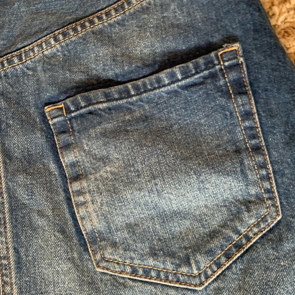 ABERCROMBIE & FITCH Denim jean cut-off skirt (about Size 6 or 24) - Picture 6 of 13